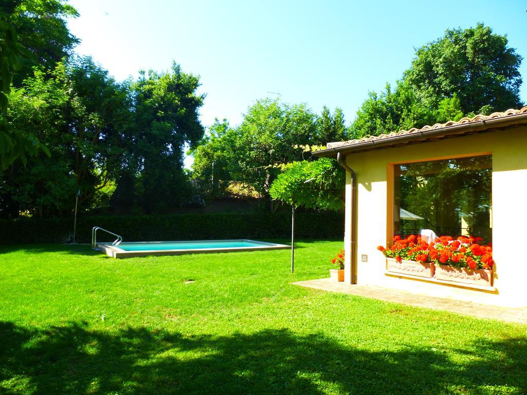 Casa Ezelina Appartamenti Pesaro Esterno foto