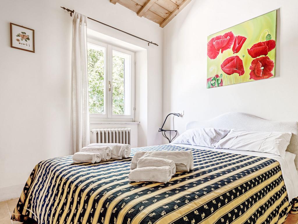 Casa Ezelina Appartamenti Pesaro Esterno foto