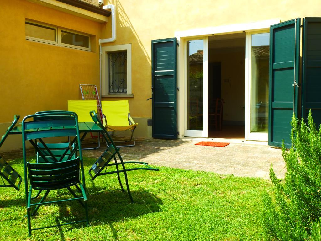 Casa Ezelina Appartamenti Pesaro Esterno foto