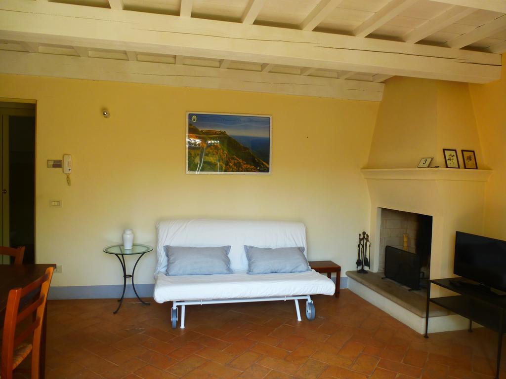 Casa Ezelina Appartamenti Pesaro Esterno foto